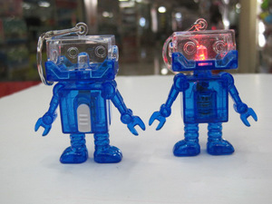 Promotional Custom Logo IT Gifts LED Robot Android Keychain