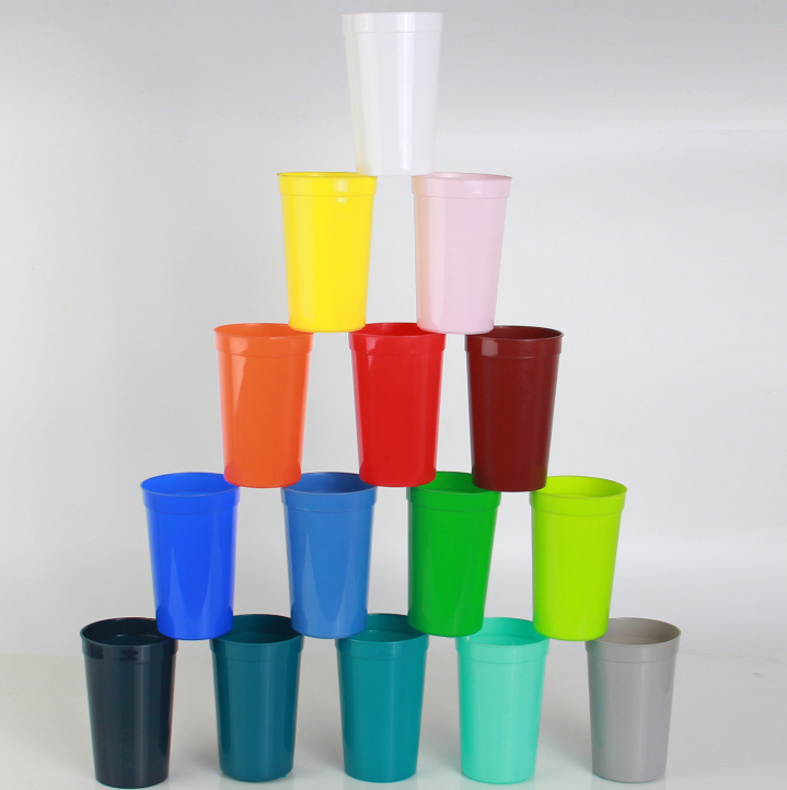 Custom Multicolor Unbreakable Drinking Water Cup For Travel Personalized Plastic Stadium Cup